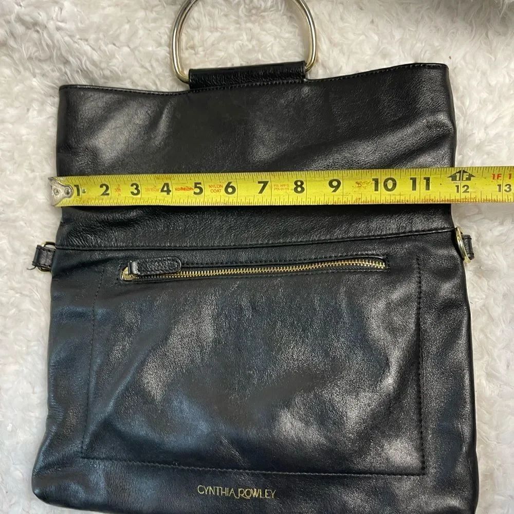 CYNTHIA ROWLEY BLACK LEATHER CONVERTIBLE FOLD-OVER SATCHEL TOTE . - Picture 9 of 12